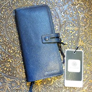 The Bolvaint Thio Travel Wallet - NWT